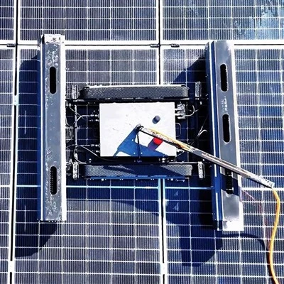 Solarplattenreinigungsmaschine