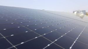 Rahmenlose Solarpaneelend- / Zwischenklemmen-Kits